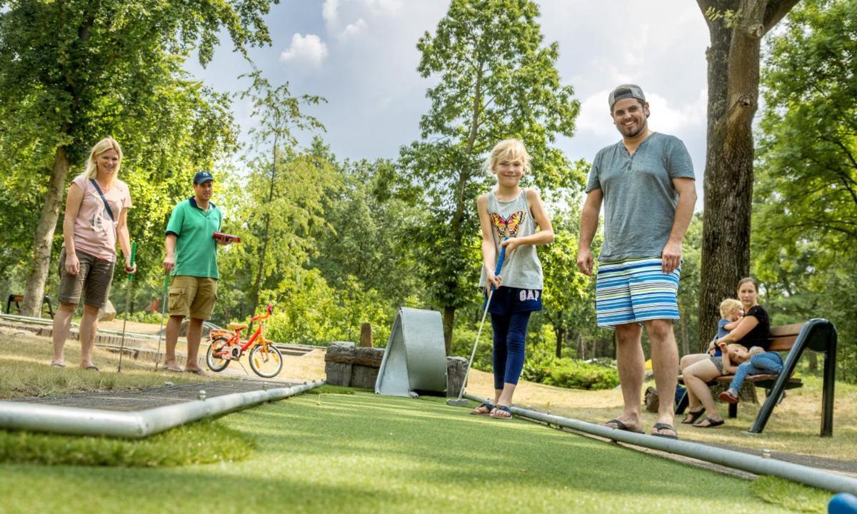 Vakantiepark De Bergen Wanroij - Safaritent Exteriér fotografie